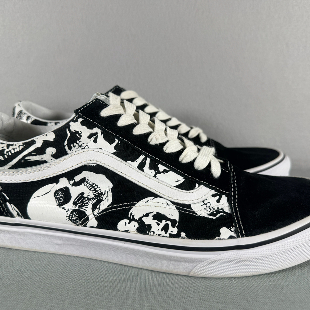 Vans Old Skool Mens 10.5 Black White Skull Skeleton Print Lace Up Sneakers